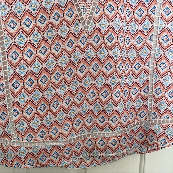 Skies are Blue multi colored top. Size small - Picture 3 of 4